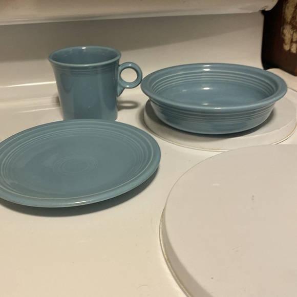 Fiesta Periwinkle 3 Piece set - Picture 2 of 5